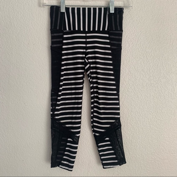 Ivivva Other - Ivivva girls Lululemon black and white striped leggings 10